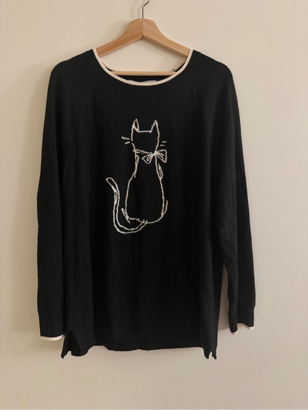 Loft Cat Silhouette Long Sleeve Pullover - Black with White Trim